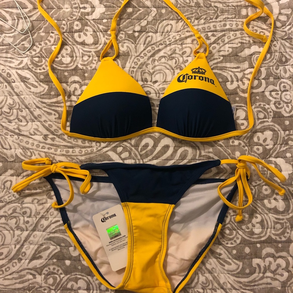 Corona Bikini